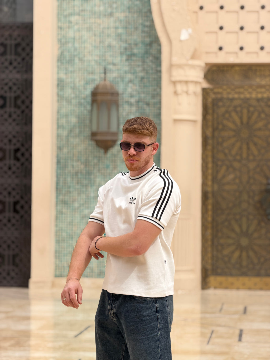 Adidas box fit -T Shirt