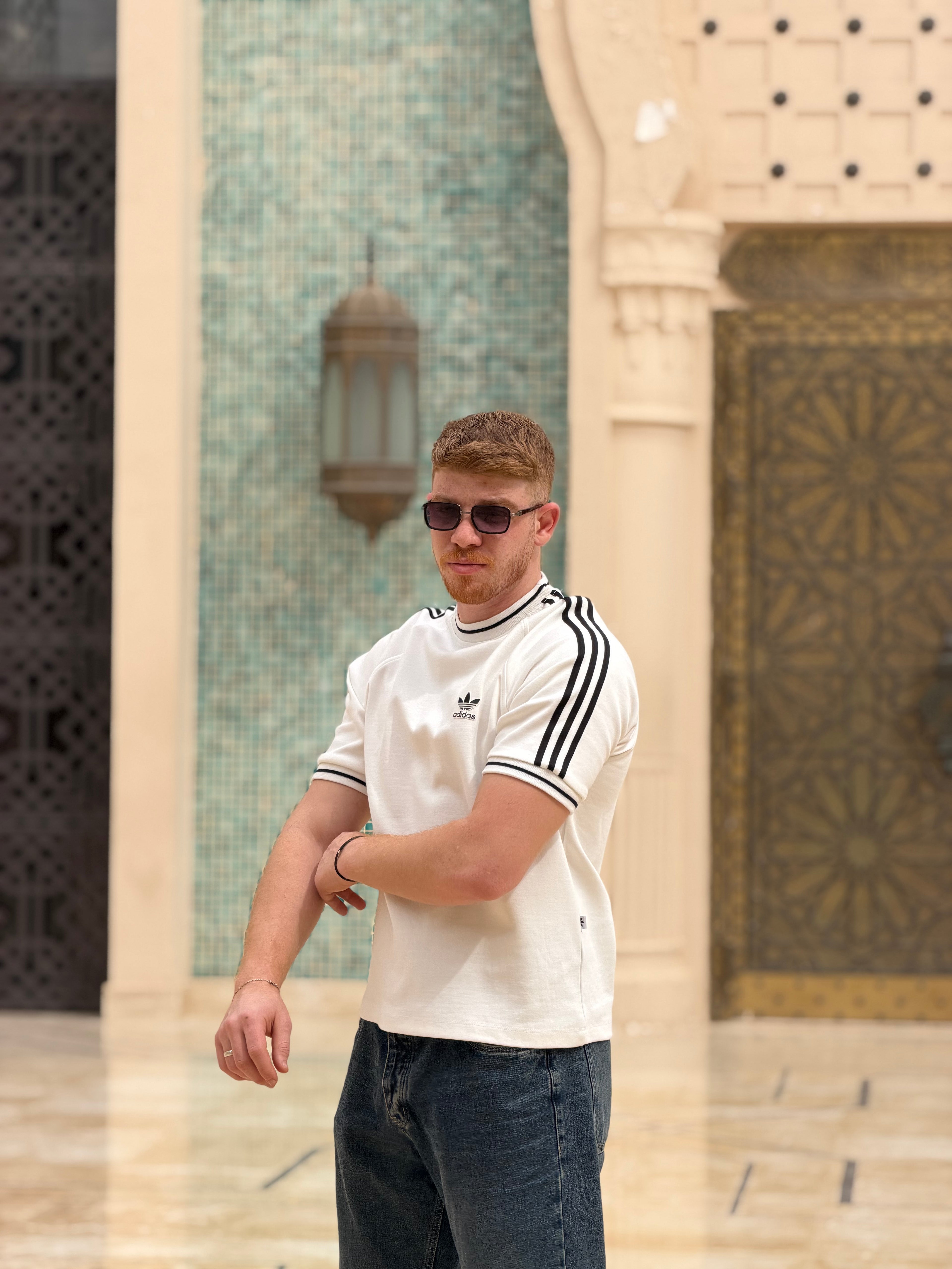 Adidas box fit -T Shirt